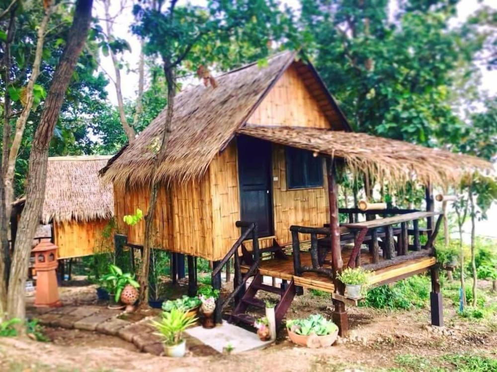 Jirung Health Village Mae Rim Exterior photo